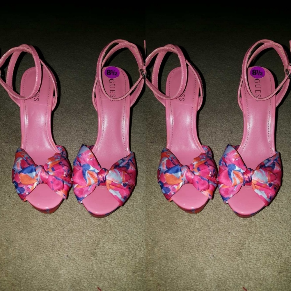 Guess Heels Size 8 1/2 NWT  Pink Blue Orange